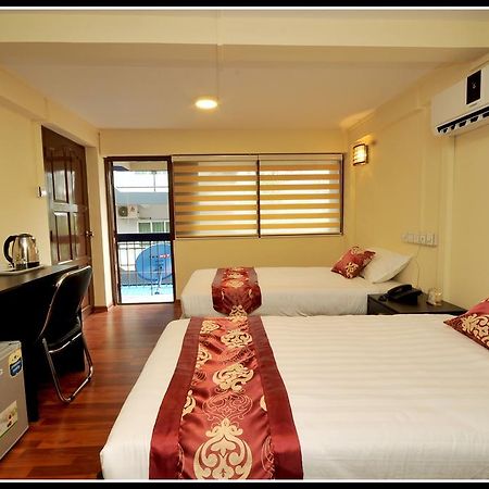 York Residence Yangon Room photo
